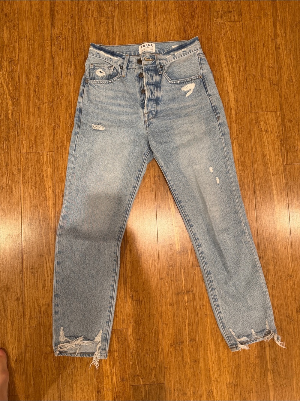 Frame le original  Denim Light Blue Distressed Boyfriend Jeans